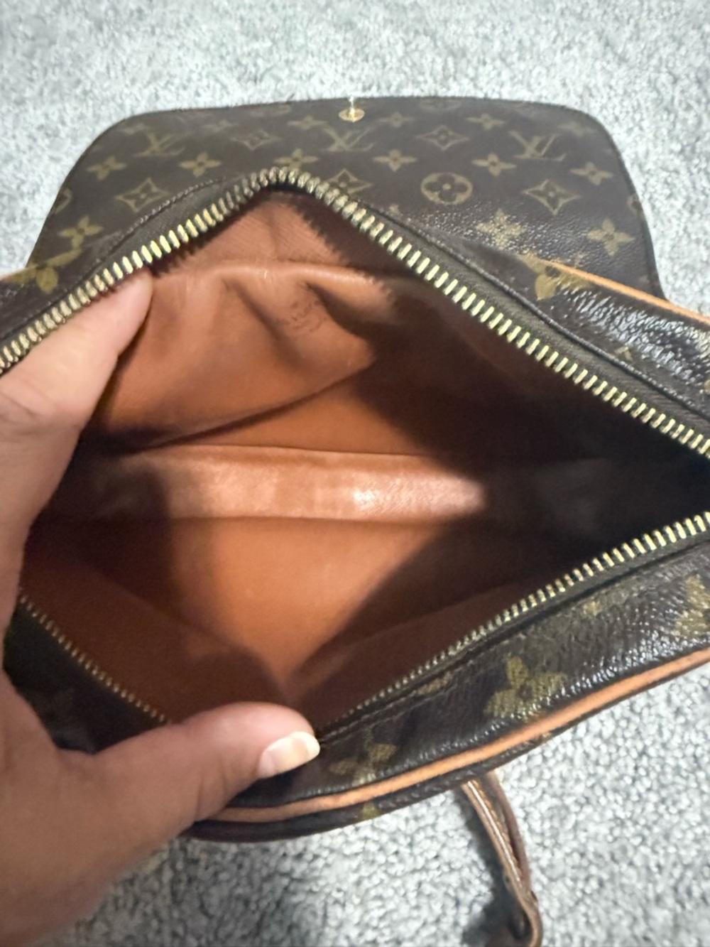 Louis Vuitton Brown Monogram Crossbody Bag St Germaine - Picture 2 of 7